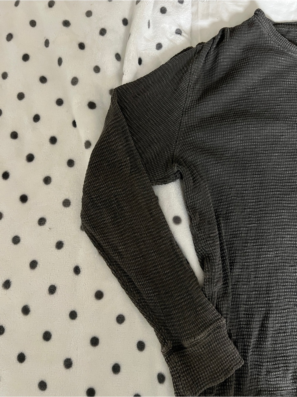 Ralph Lauren RRL Men’s Gray Waffle Henley Long Sleeve - Picture 5 of 9